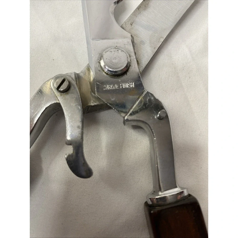 Vintage Made In Italy Poultry Shears Serrated Blade Wooden Handles